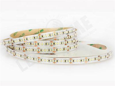 3014 224led/m strip 正发光